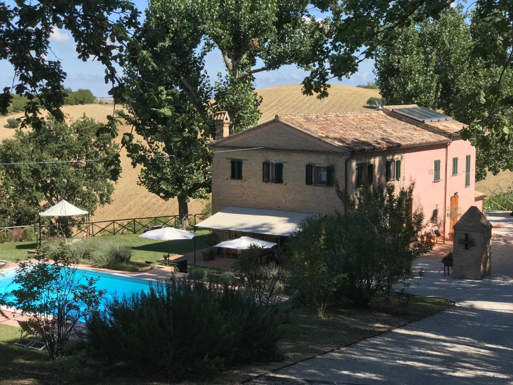 Bed and Breakfast Il Posto Perfetto Santa Maria Nuova  Exterior foto